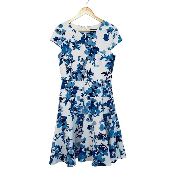Women's 8 Floral Blue White Stretch Flowy Cottage Flared Skirt Cap Sleeve Dress - Picture 1 of 3